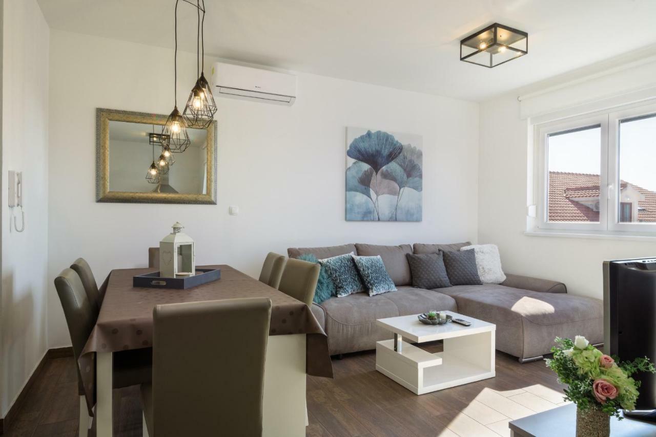 Luxury Apartman Ivana Trogir Exterior foto