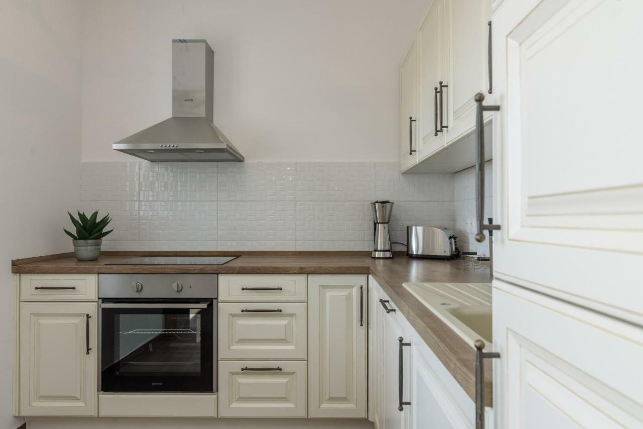 Luxury Apartman Ivana Trogir Exterior foto