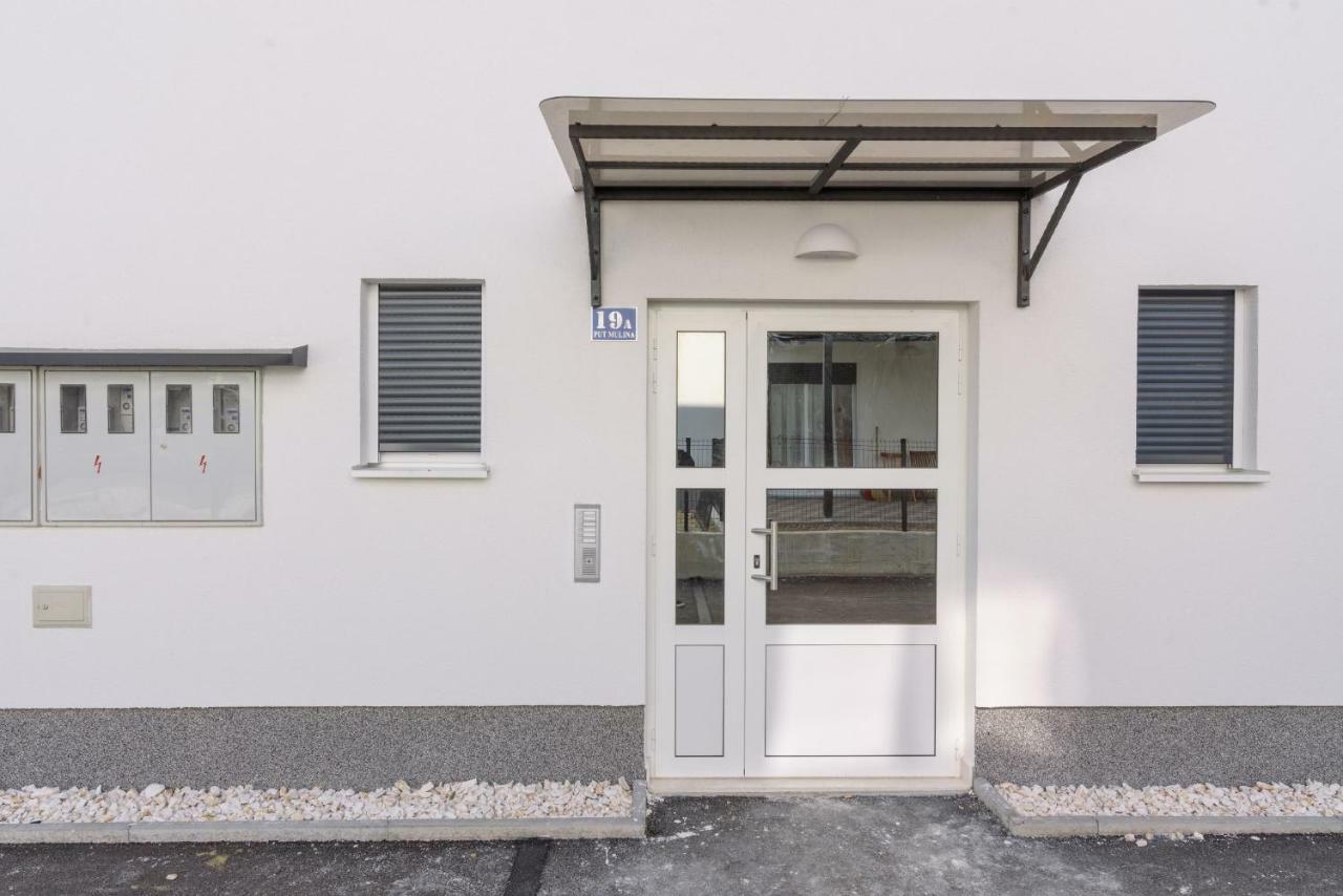 Luxury Apartman Ivana Trogir Exterior foto
